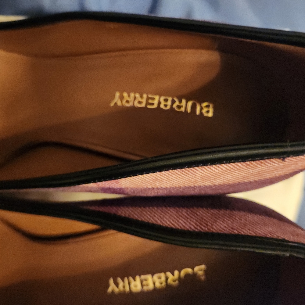 Burberry heels 7.5 - Picture 6 of 7